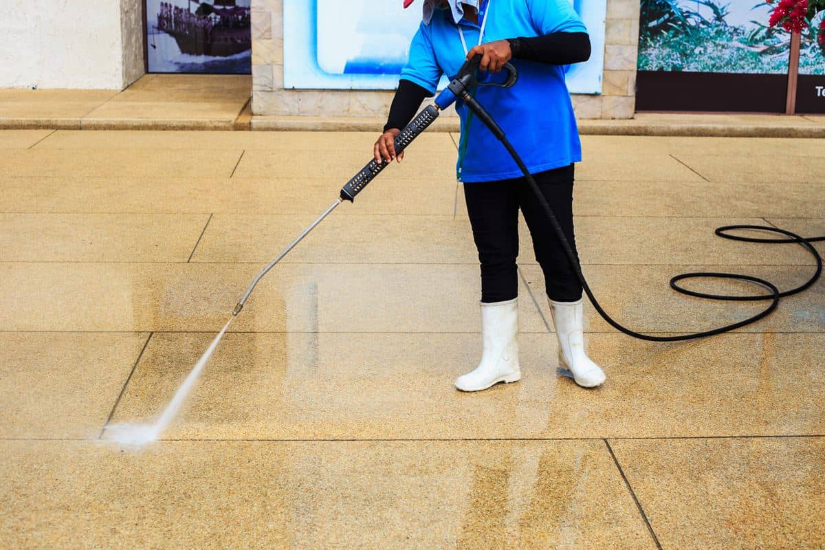 Commercial pressure washing service page